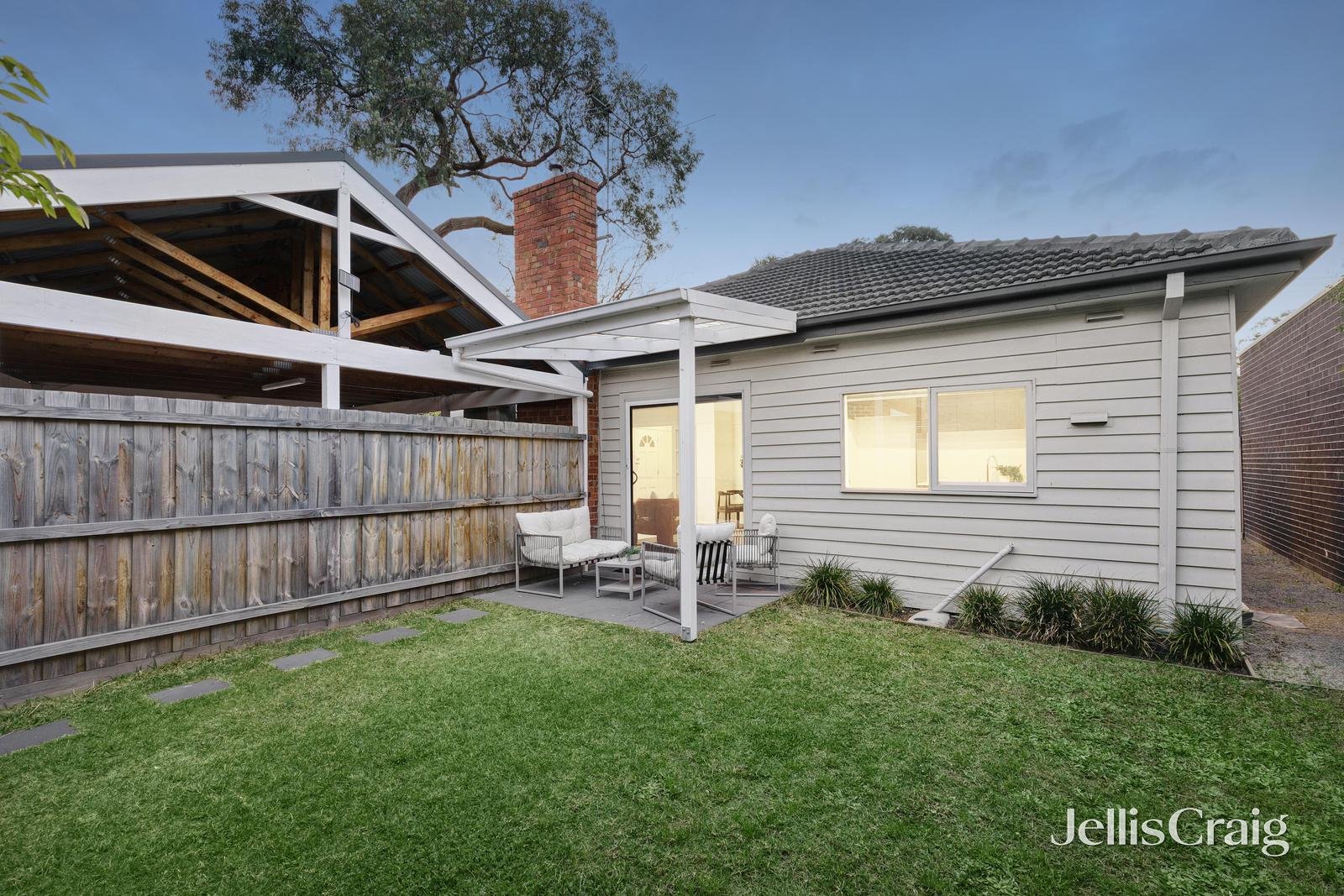 5 Elmhurst Road, Blackburn image 10