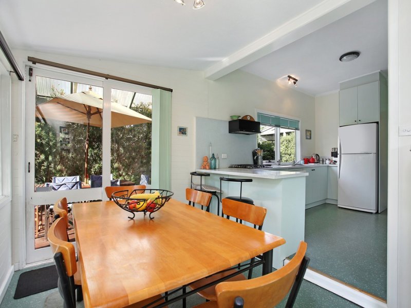 5 Elmhurst Road, Blackburn image 4