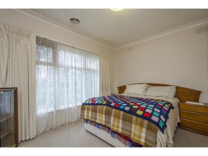 5 Emu Avenue, Altona image 7