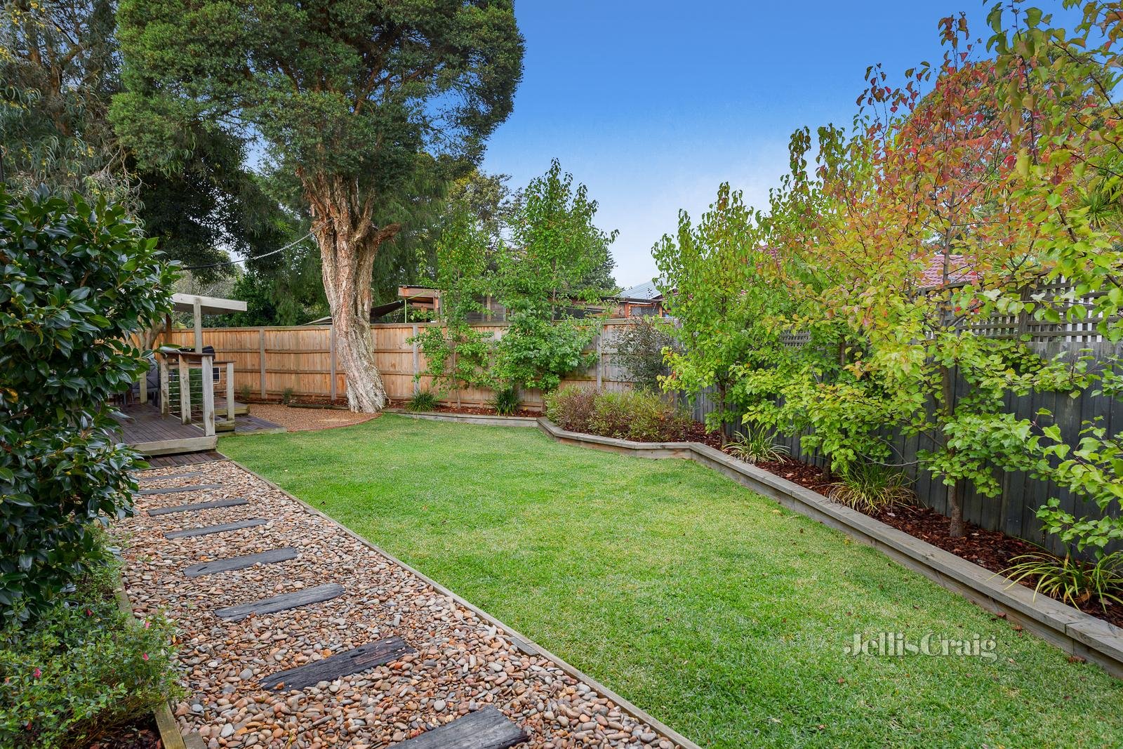 5 Epacris Court, Ringwood image 14