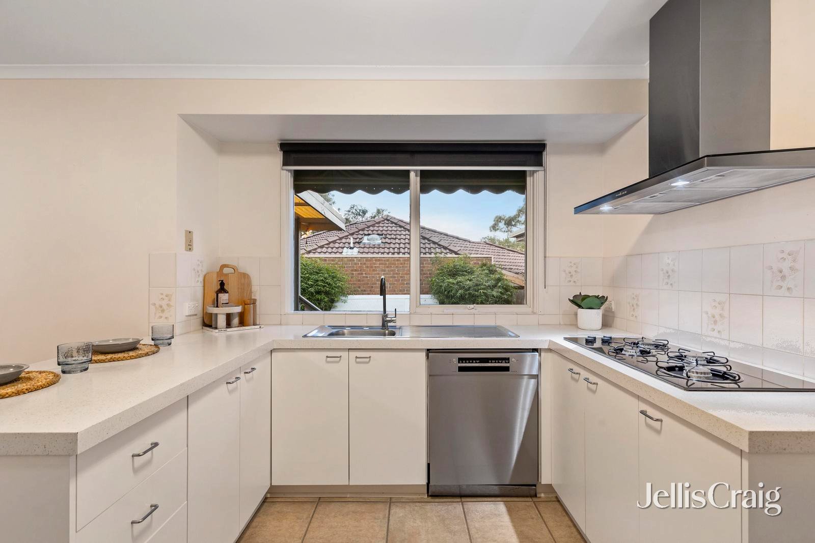 5 Eskdale Drive, Croydon&nbsp;Hills image 5