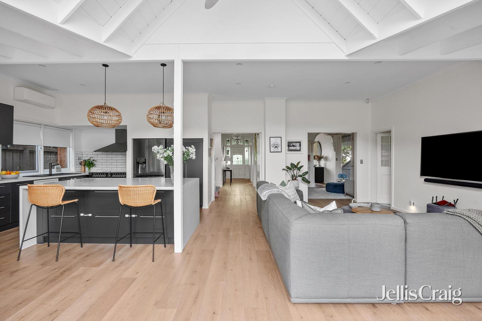 5 Esplanade, Williamstown image 3