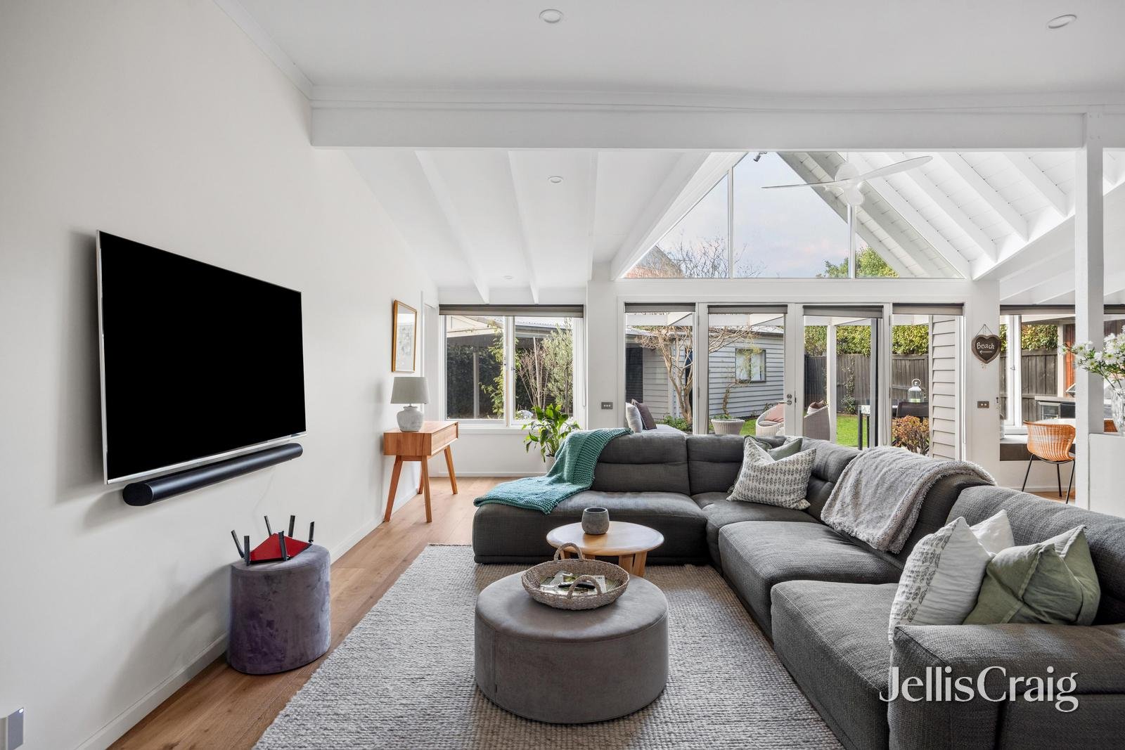 5 Esplanade, Williamstown image 10