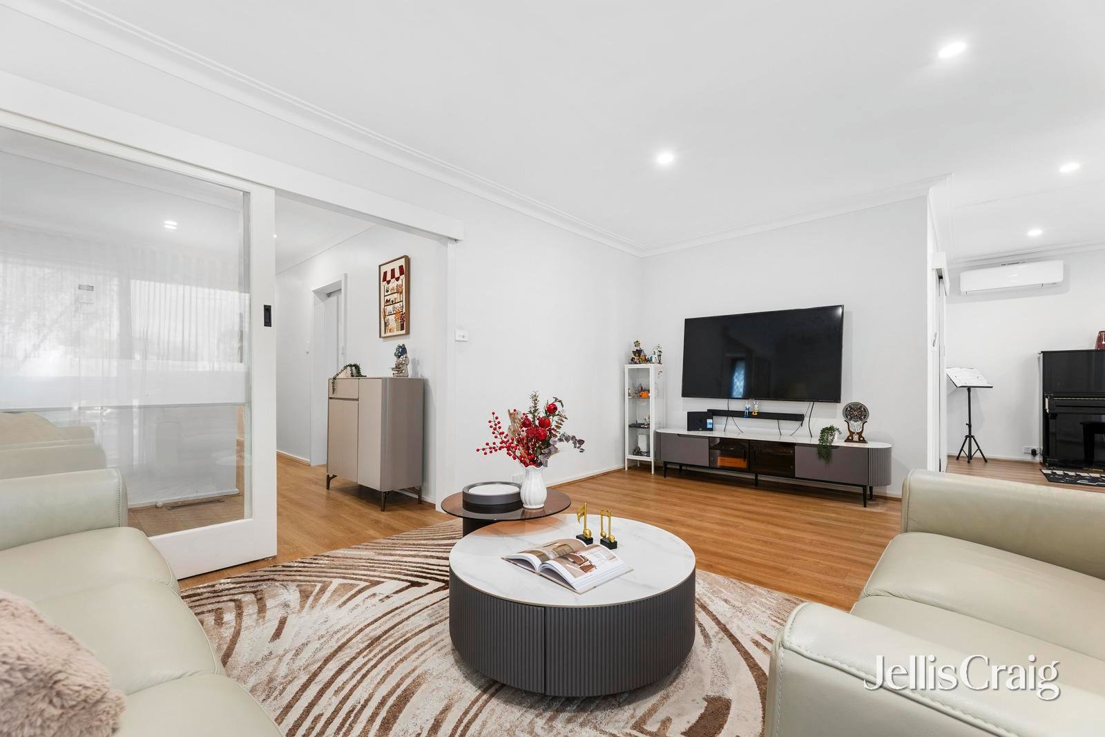 5 Ewart Court, Burwood&nbsp;East image 2