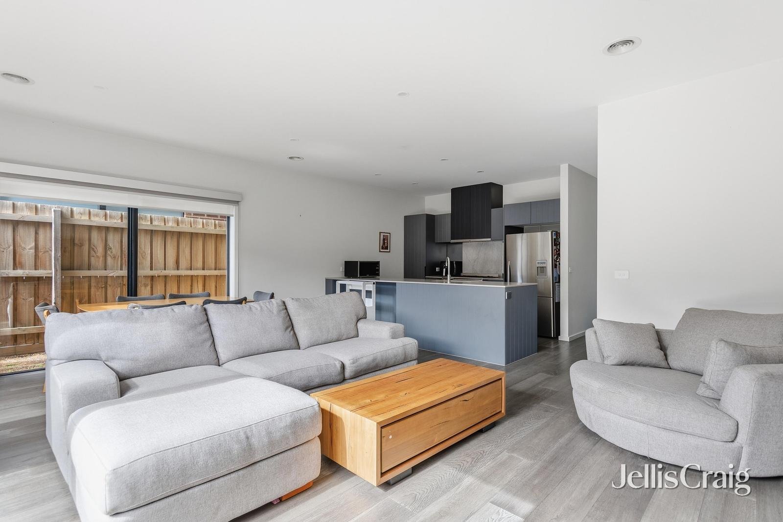 5 Fairview Crescent, Avondale&nbsp;Heights image 3