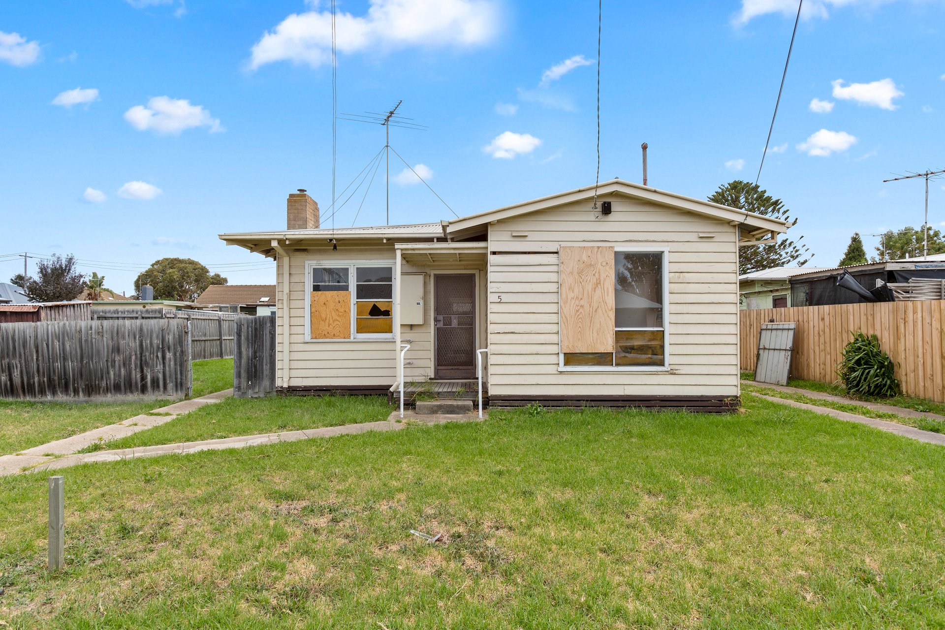 5 Falcon Street, Norlane image 2