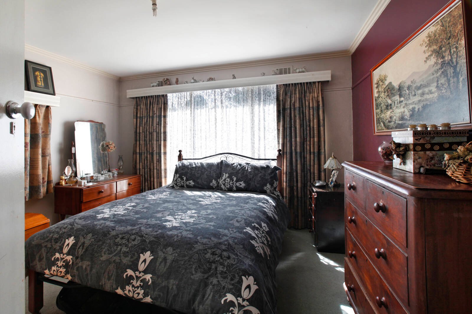 Property Gallery Thumbnail 6