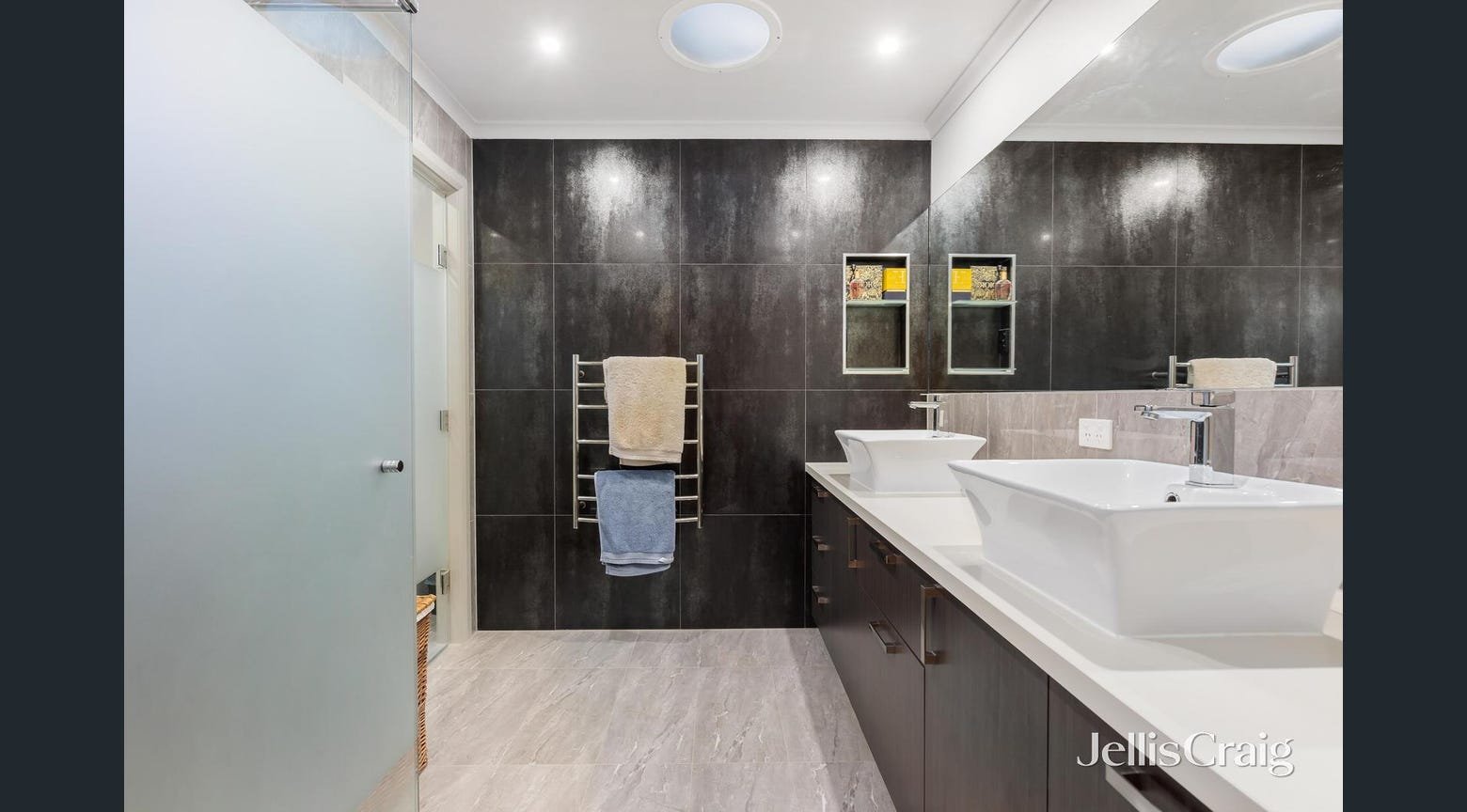 5 Federal Street, Mount Waverley image 6