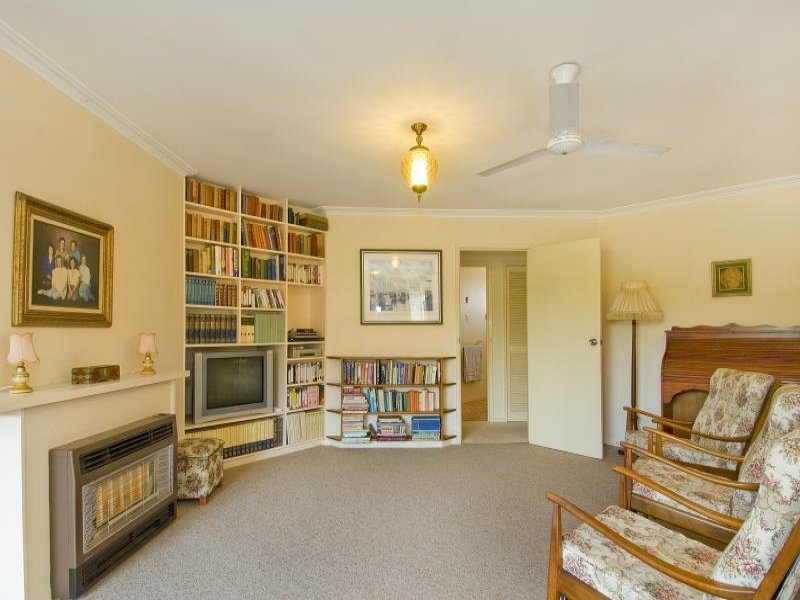 5 Foxhow Court, Hamlyn Heights image 2