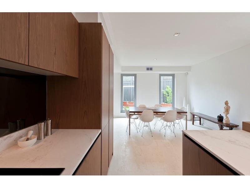 5 Frangipani Court, Port Melbourne image 6