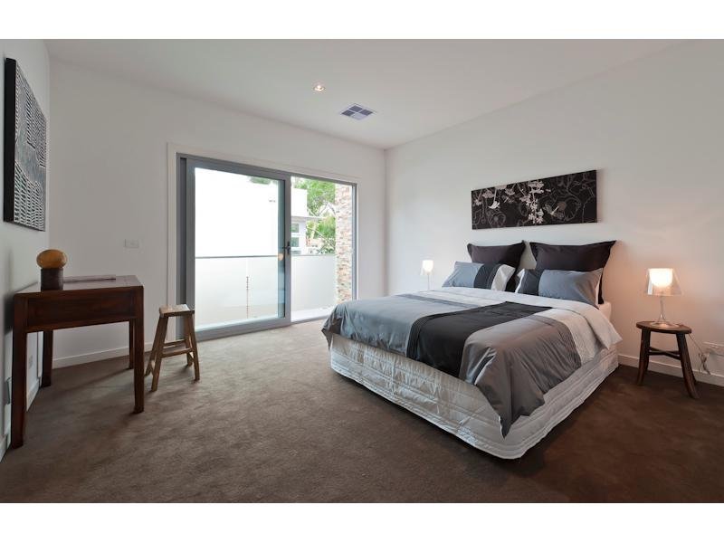 5 Frangipani Court, Port Melbourne image 8