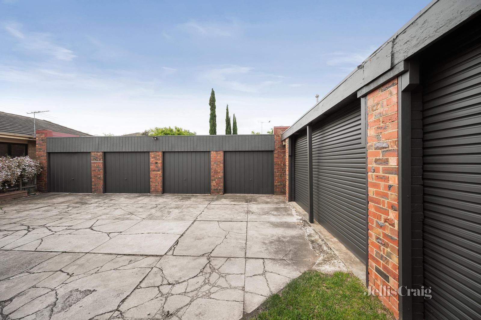 5 Franks Grove, Kew image 10