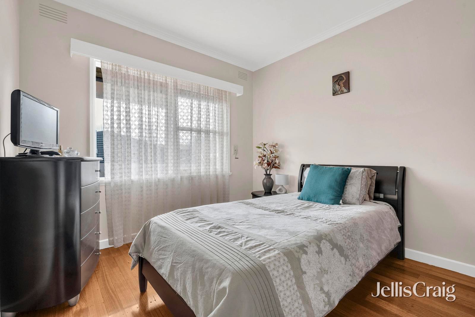 5 Fulton Court, Brunswick East image 8
