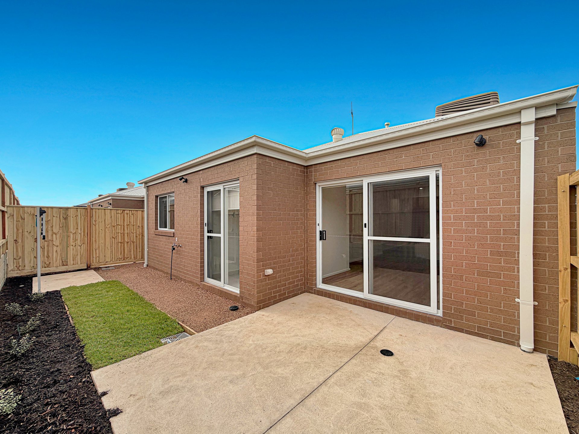 5 Galanthus Street, Charlemont image 10