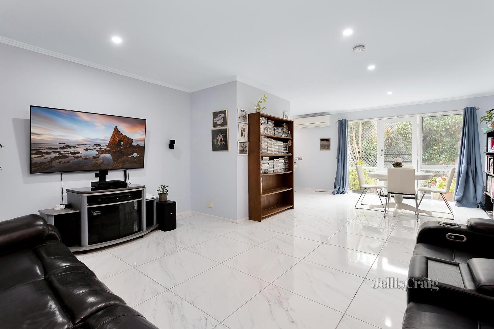 5 Geraldine Close, Wheelers Hill image 5