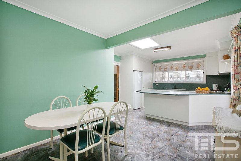 5 Gish Court, Hadfield image 6