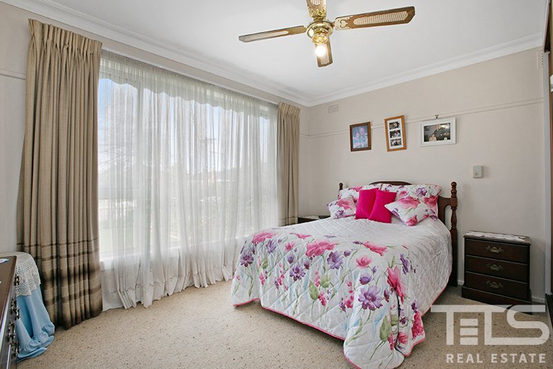 5 Gish Court, Hadfield image 9