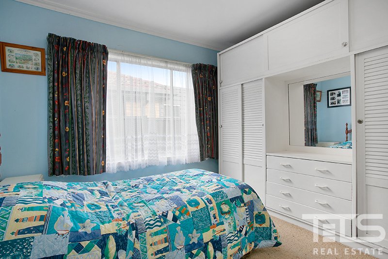 5 Gish Court, Hadfield image 11