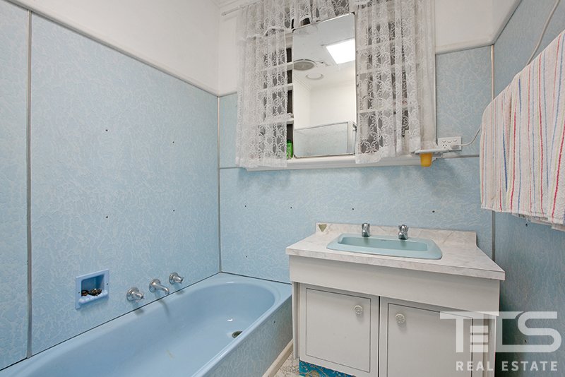 5 Gish Court, Hadfield image 12