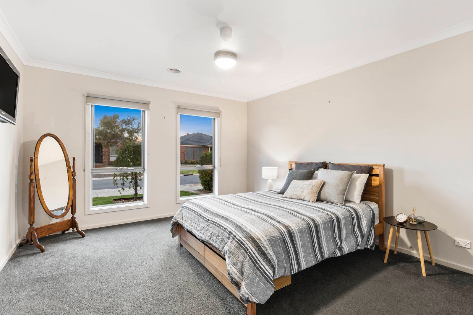 Property Gallery Thumbnail 7