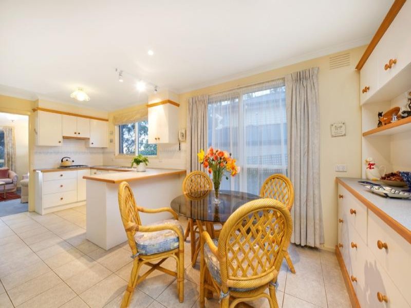 5 Gracefield Drive, Box Hill North image 5