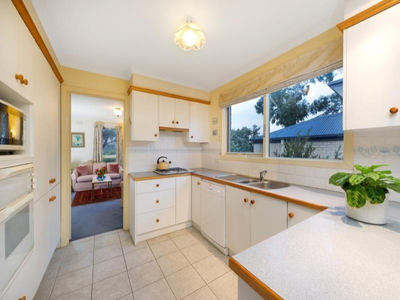 5 Gracefield Drive, Box Hill North image 6