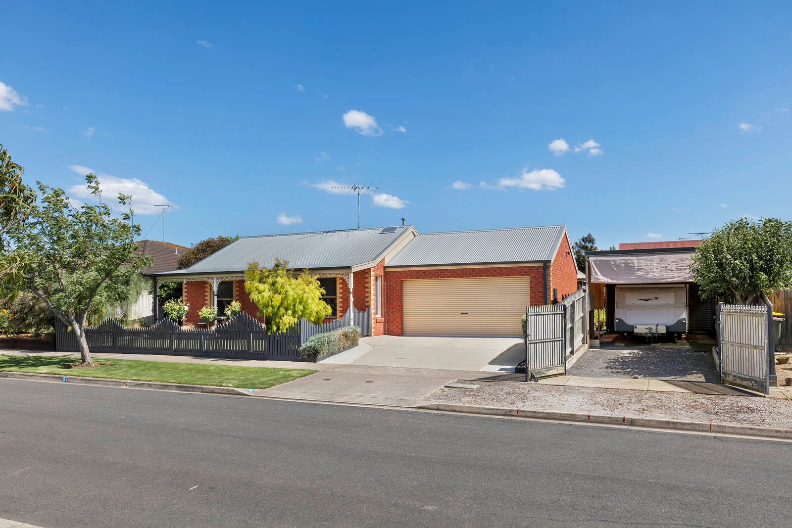 Property Gallery - Main Image