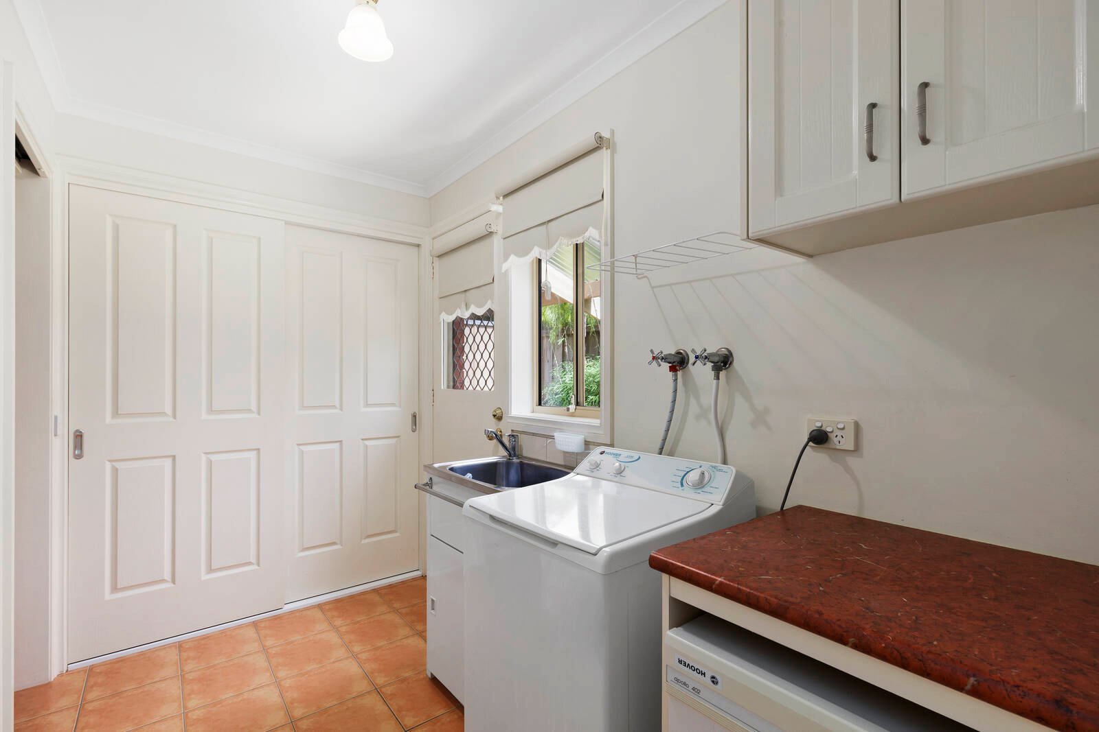 Property Gallery Thumbnail 16
