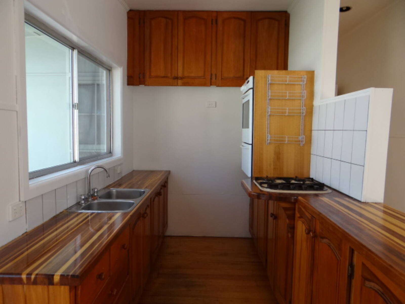 Property Gallery Thumbnail 7