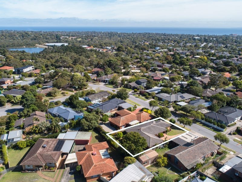Property Gallery Thumbnail 11