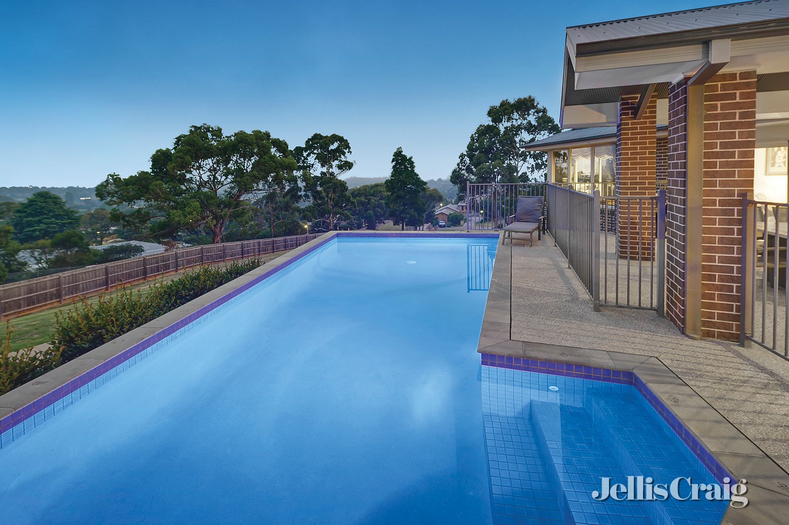 5 High Tor, Mooroolbark image 8