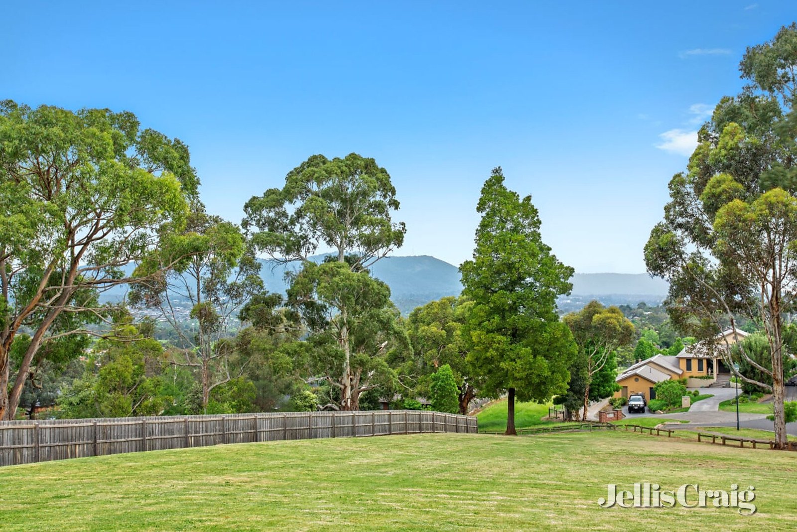 5 High Tor, Mooroolbark image 10