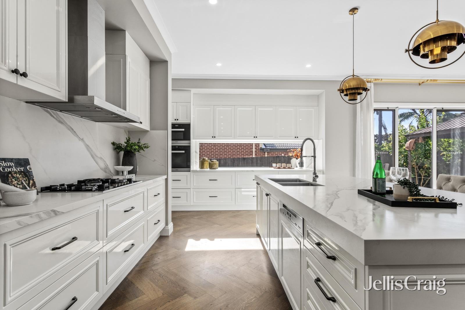 5 Hillside Road, Mount Waverley image 9