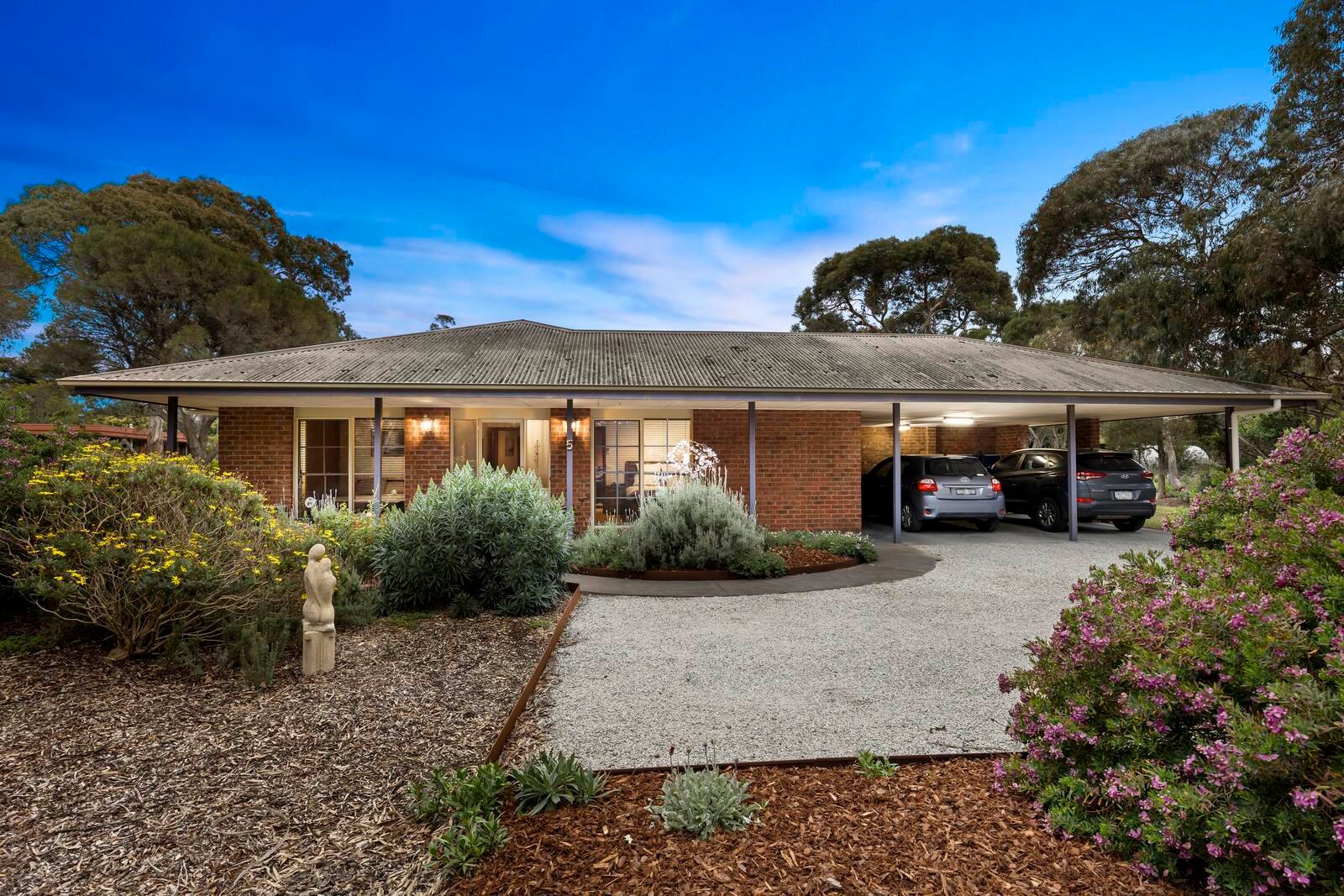 Property Gallery Thumbnail 2
