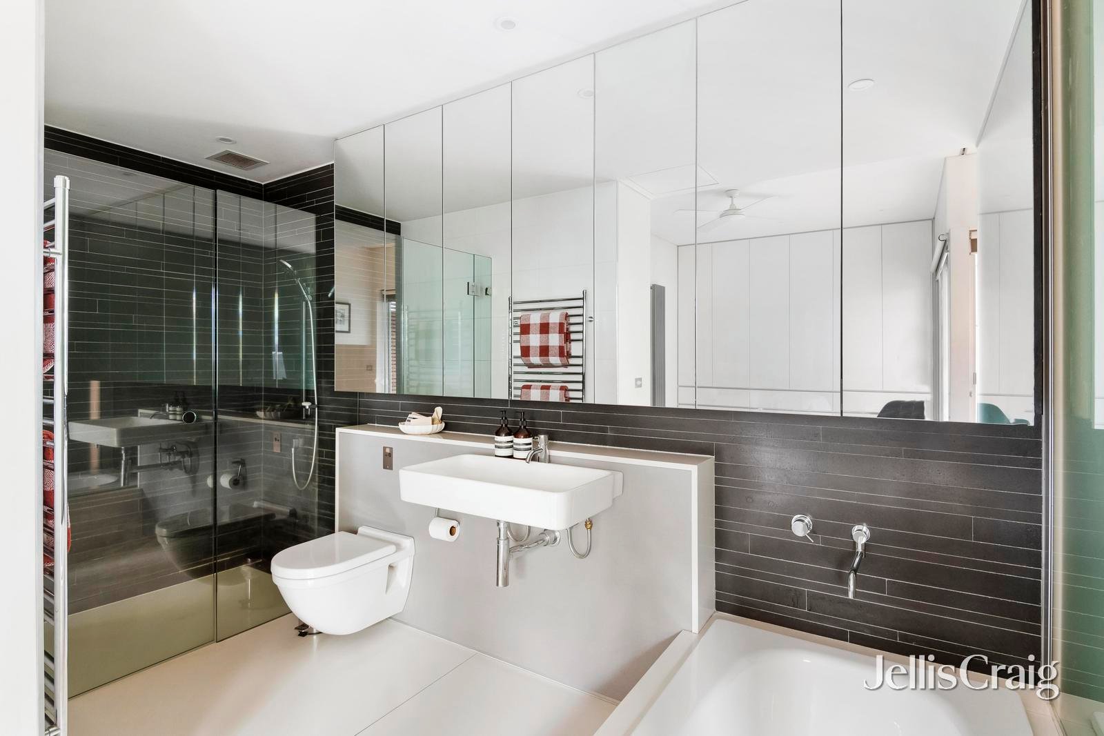 5 Hotham Street, South Melbourne image 16