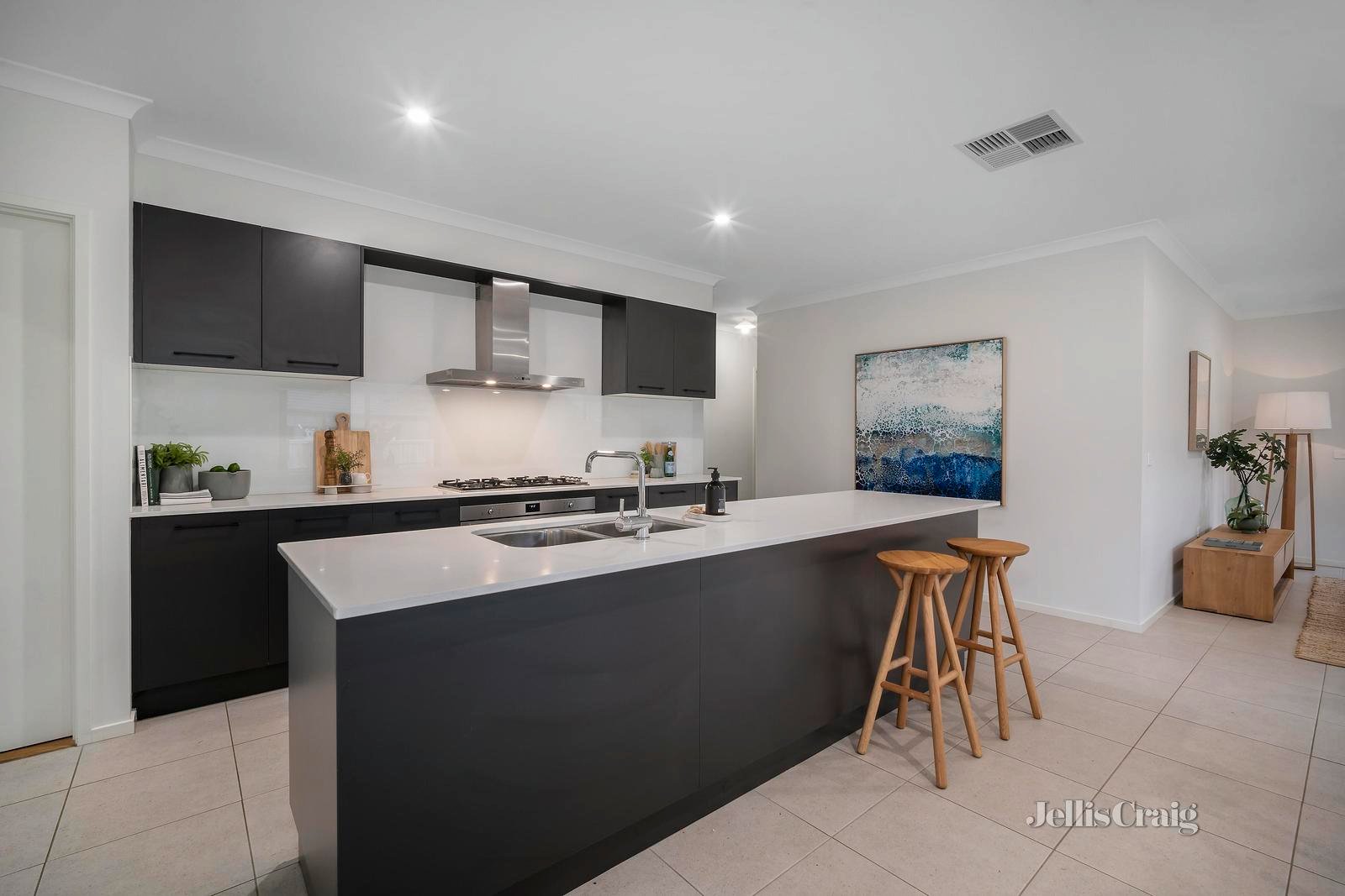 5 Hugo Place, Brown Hill image 4