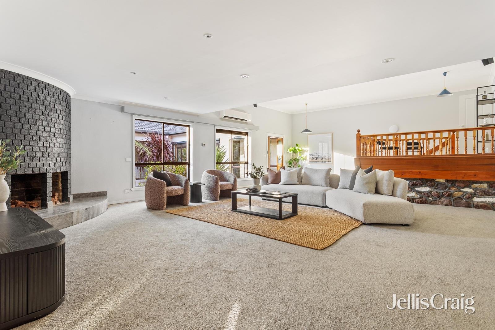 5 Huntingfield Court, Eltham image 8