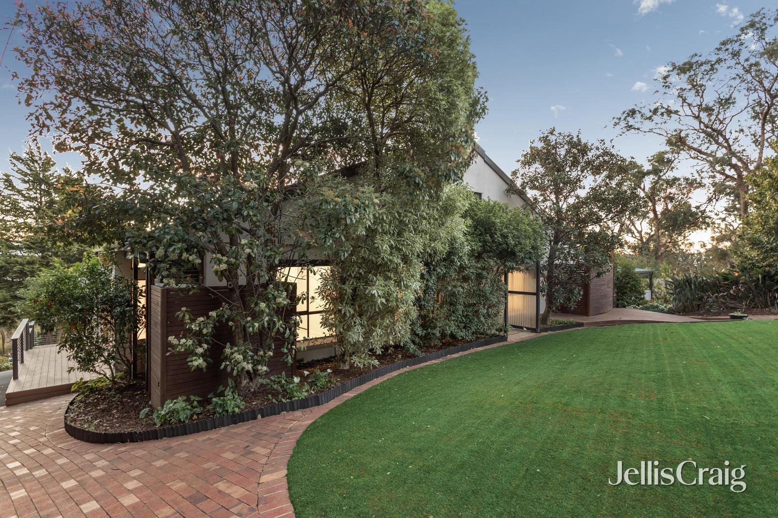 5 Huntingfield Court, Eltham image 26