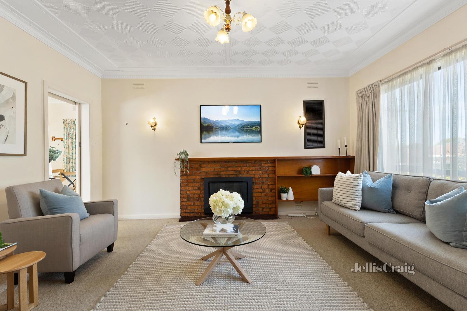 5 Huxtable Street, Mount Waverley image 6