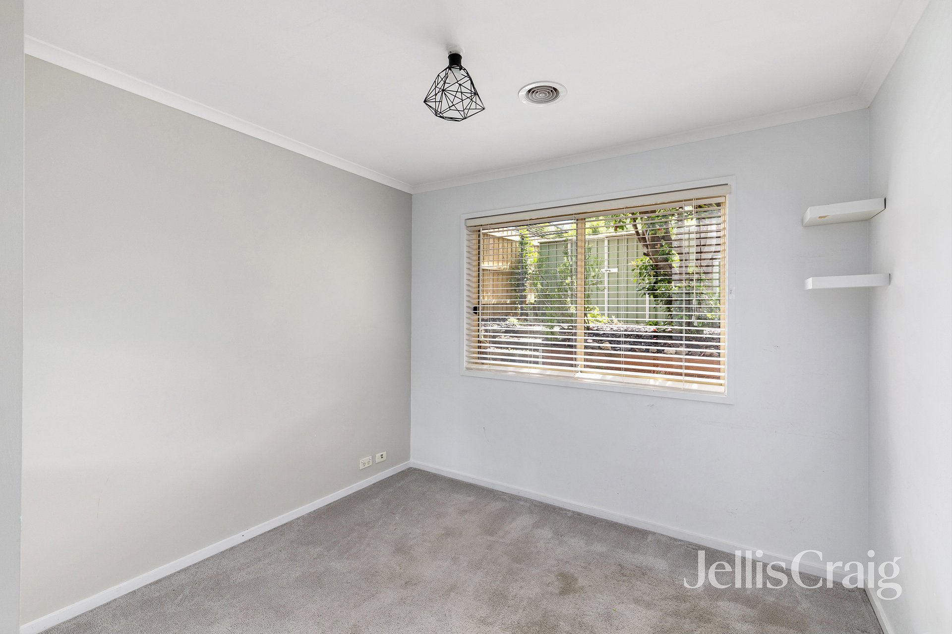 5 Illoura Street, Watsonia image 8