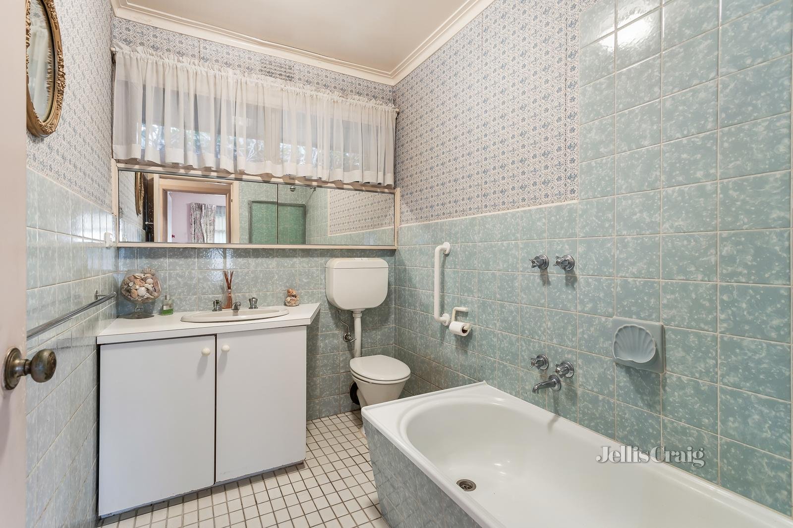 5 Ivy Court, Mount Waverley image 8