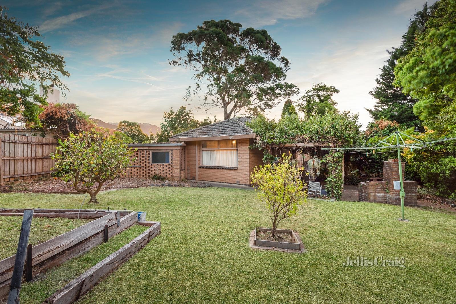 5 Ivy Court, Mount Waverley image 12