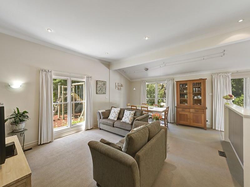 5 James Street, Surrey Hills image 3