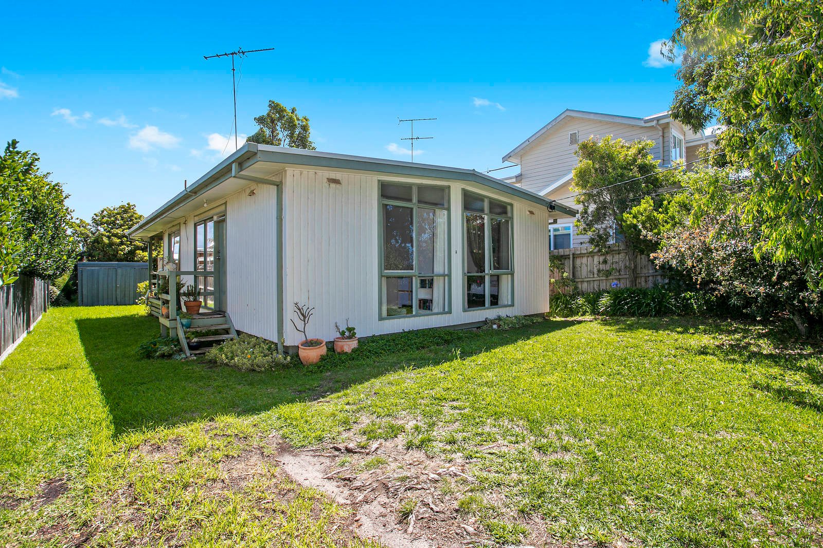 Property Gallery Thumbnail 8