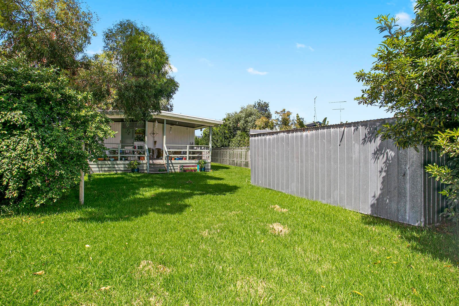 Property Gallery Thumbnail 9