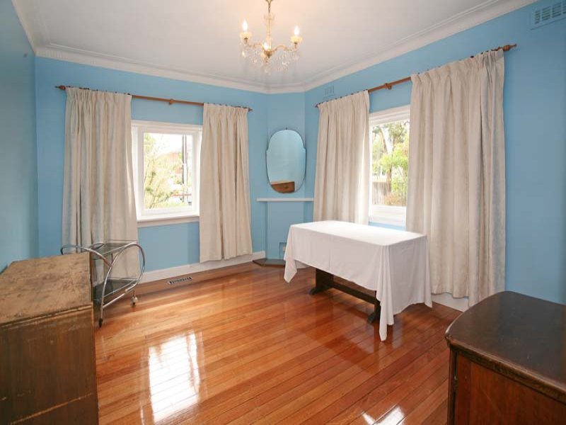 5 Jellicoe Street, Box Hill South image 5