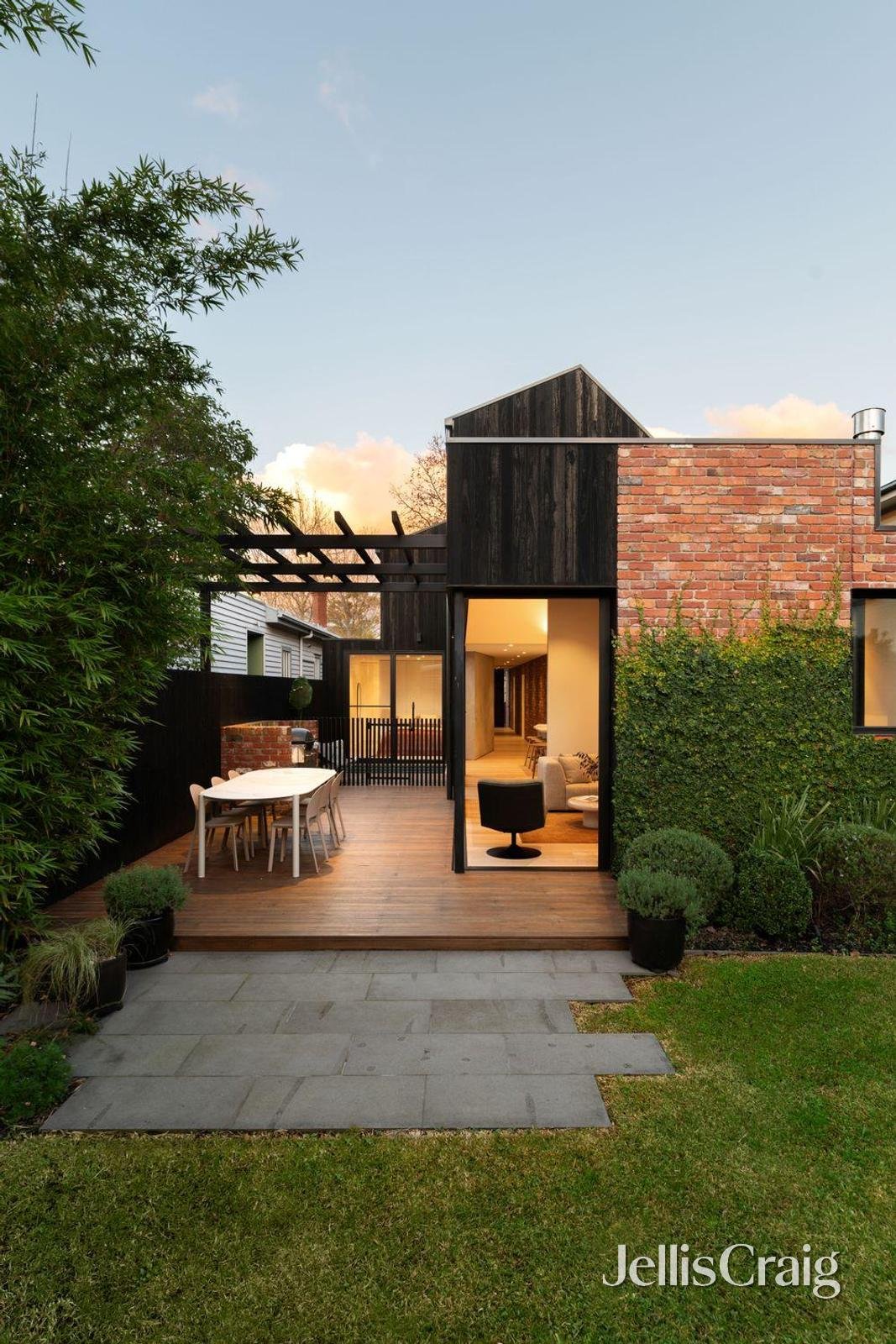 5 Jessie Street, Northcote image 3