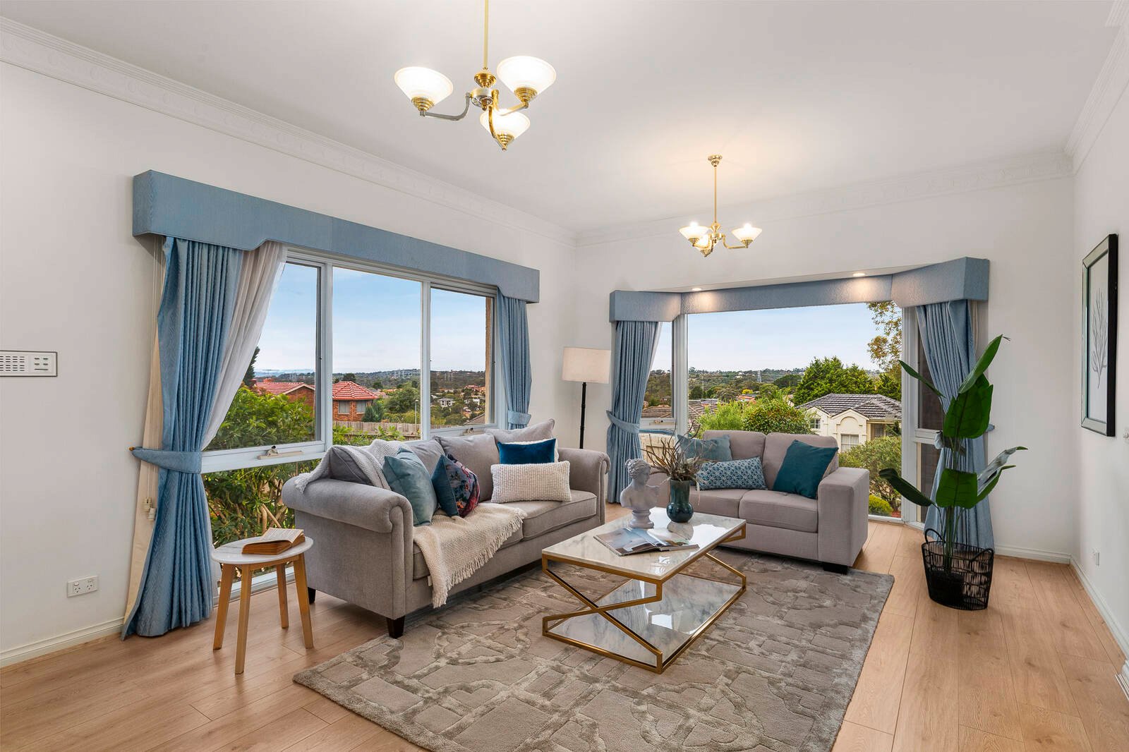 Property Gallery Thumbnail 3