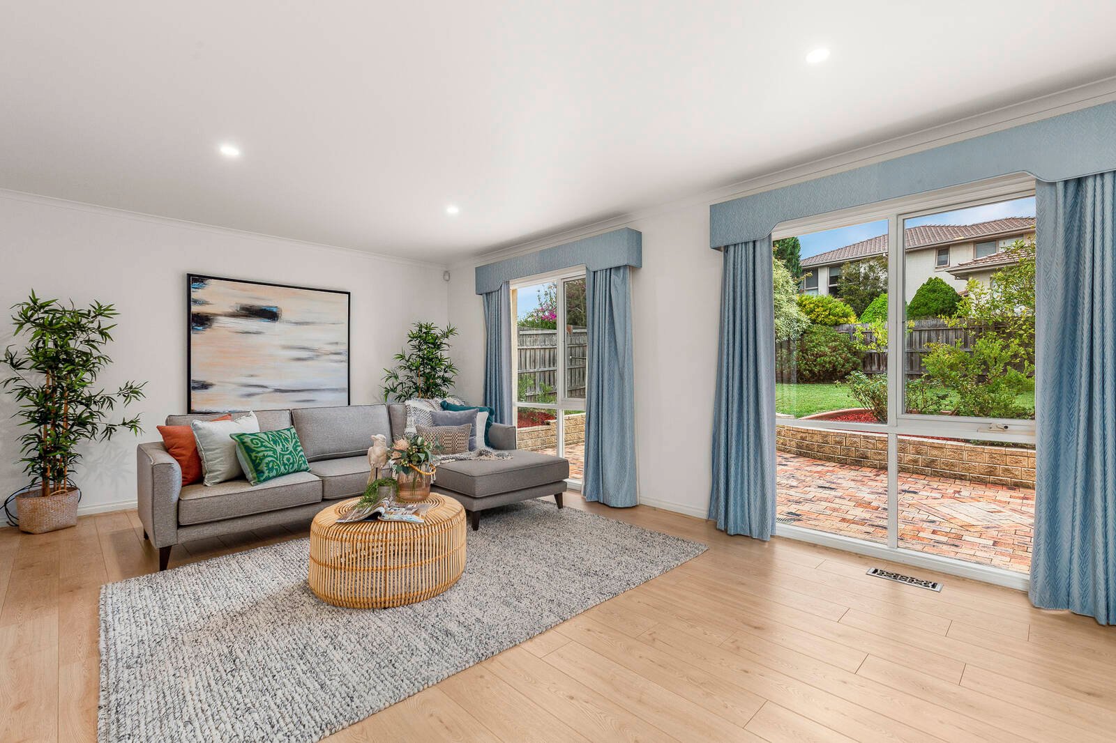 Property Gallery Thumbnail 6