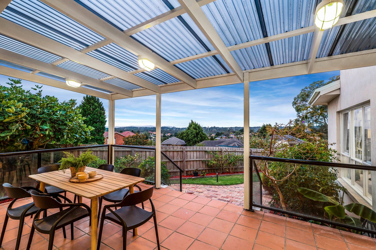 Property Gallery Thumbnail 13